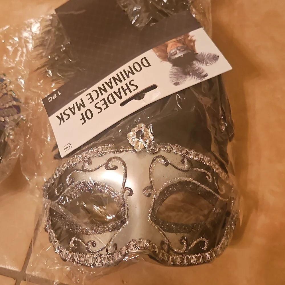 Mask Shade of dominance Halloween mask black and silver feathers on top …